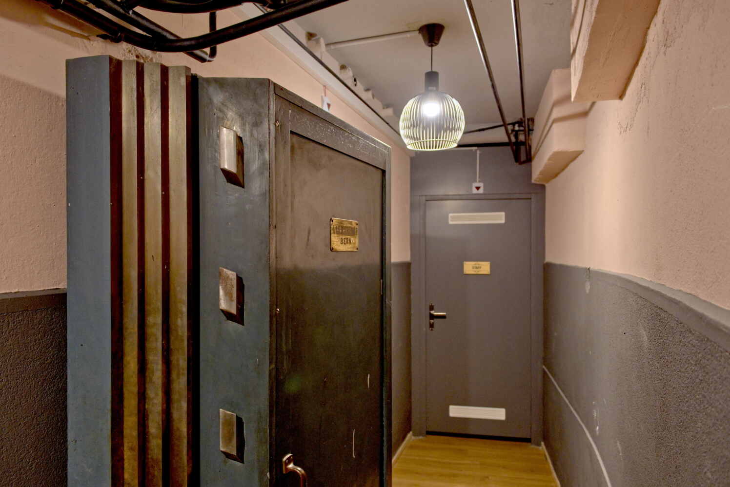 BANK House Safe room BANK House Safe room